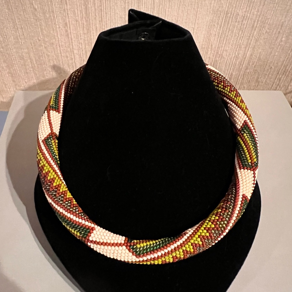 Elegant Beaded Necklace with Earthy Tones